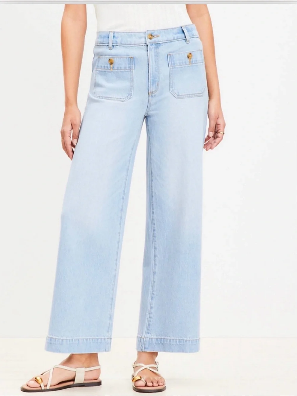Loft The Palmer Wide Leg Cropped Jeans in Vintage Light Wash size 10/30 B160